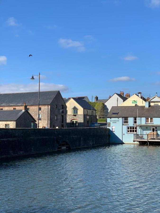 Mill Pond View Appartement Pembroke Buitenkant foto